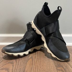 Sorel Kinetic Sneaker, size 10.5